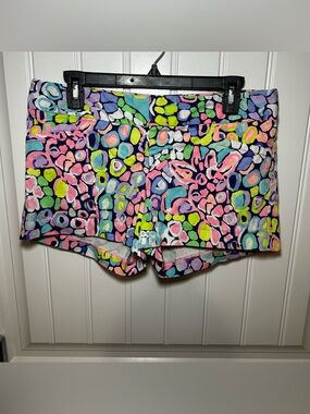 Lilly Pulitzer Pink & Blue Gypsy Jungle Print Elle Shorts Size 6